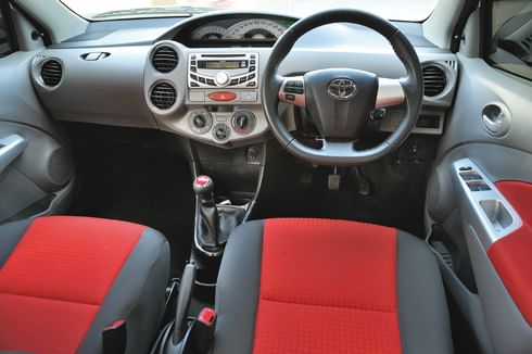 2010 Toyota Etios 2010 Toyota Etios